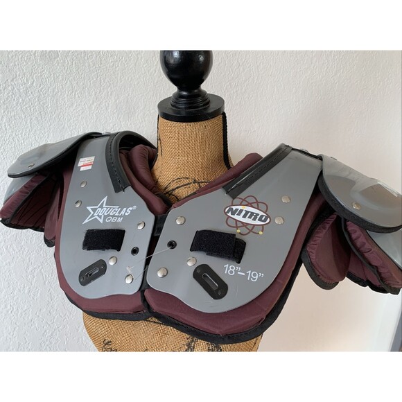 DOUGLAS QB L NITRO QUARTERBACK/WIDE RECEIVER FOOTBALL SHOULDER PAD “19-20” - Picture 1 of 15